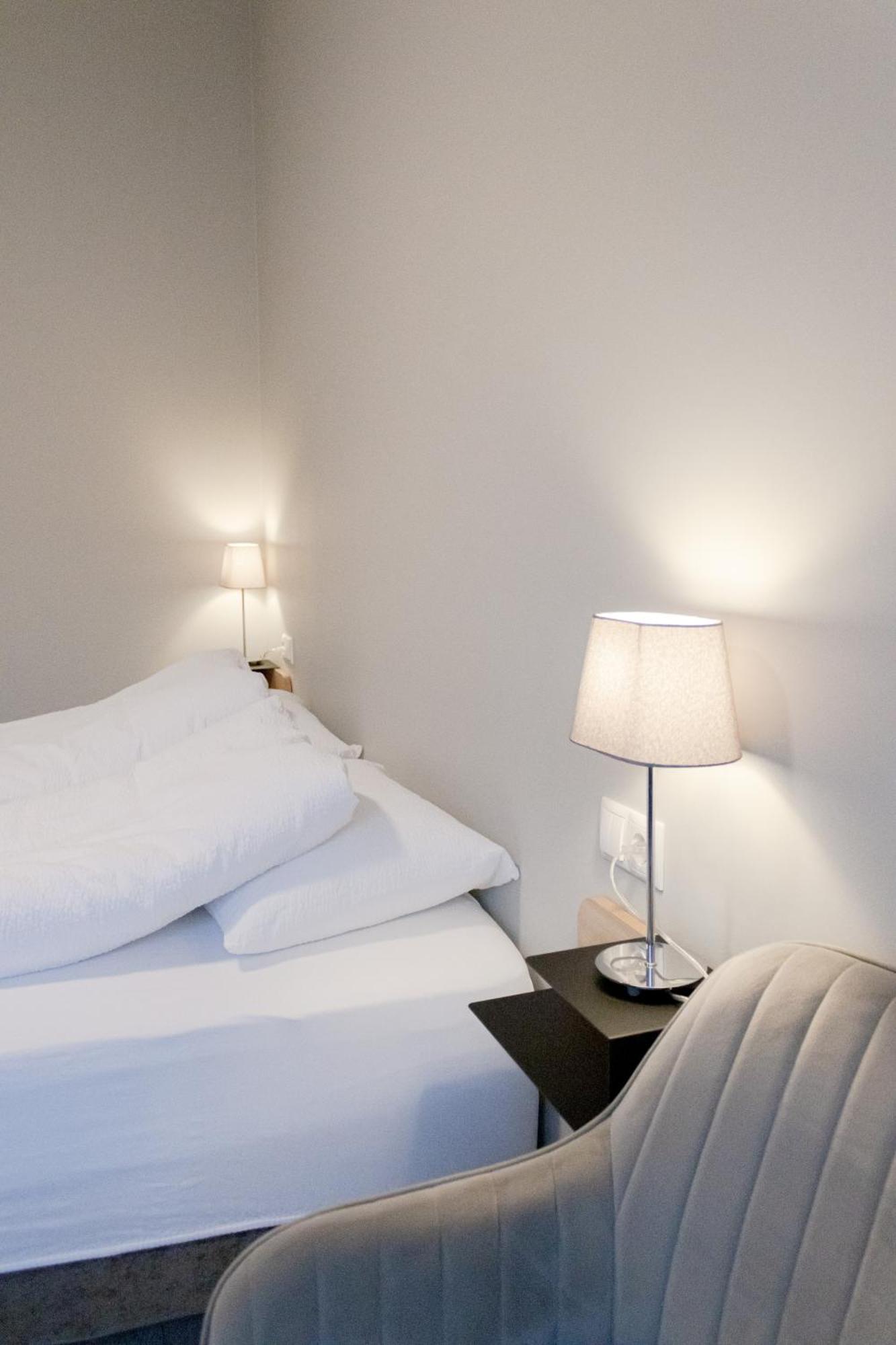 Urdartindur Guesthouse And Cottages Northurfjorthur Oda fotoğraf