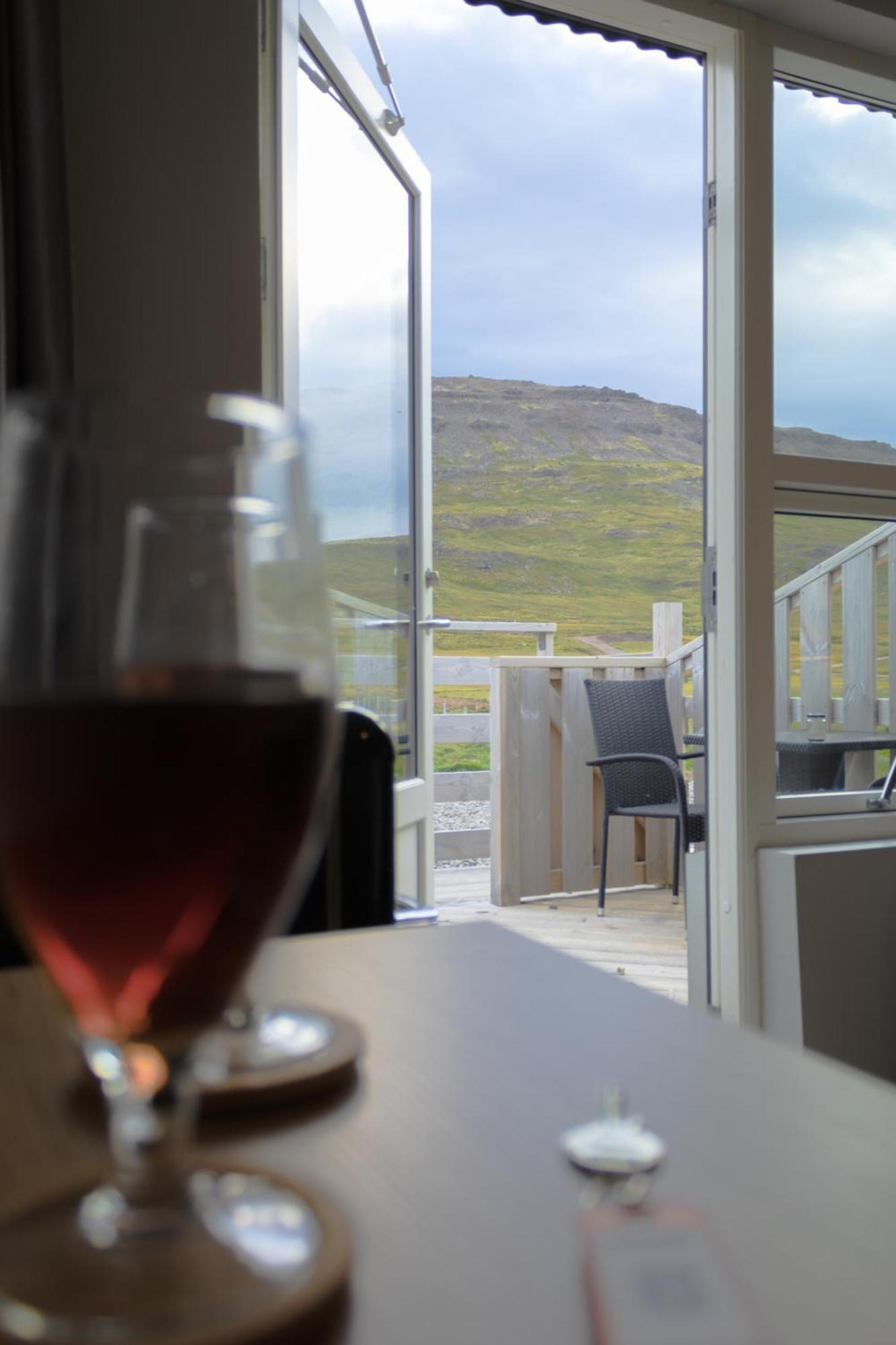 Urdartindur Guesthouse And Cottages Northurfjorthur Oda fotoğraf