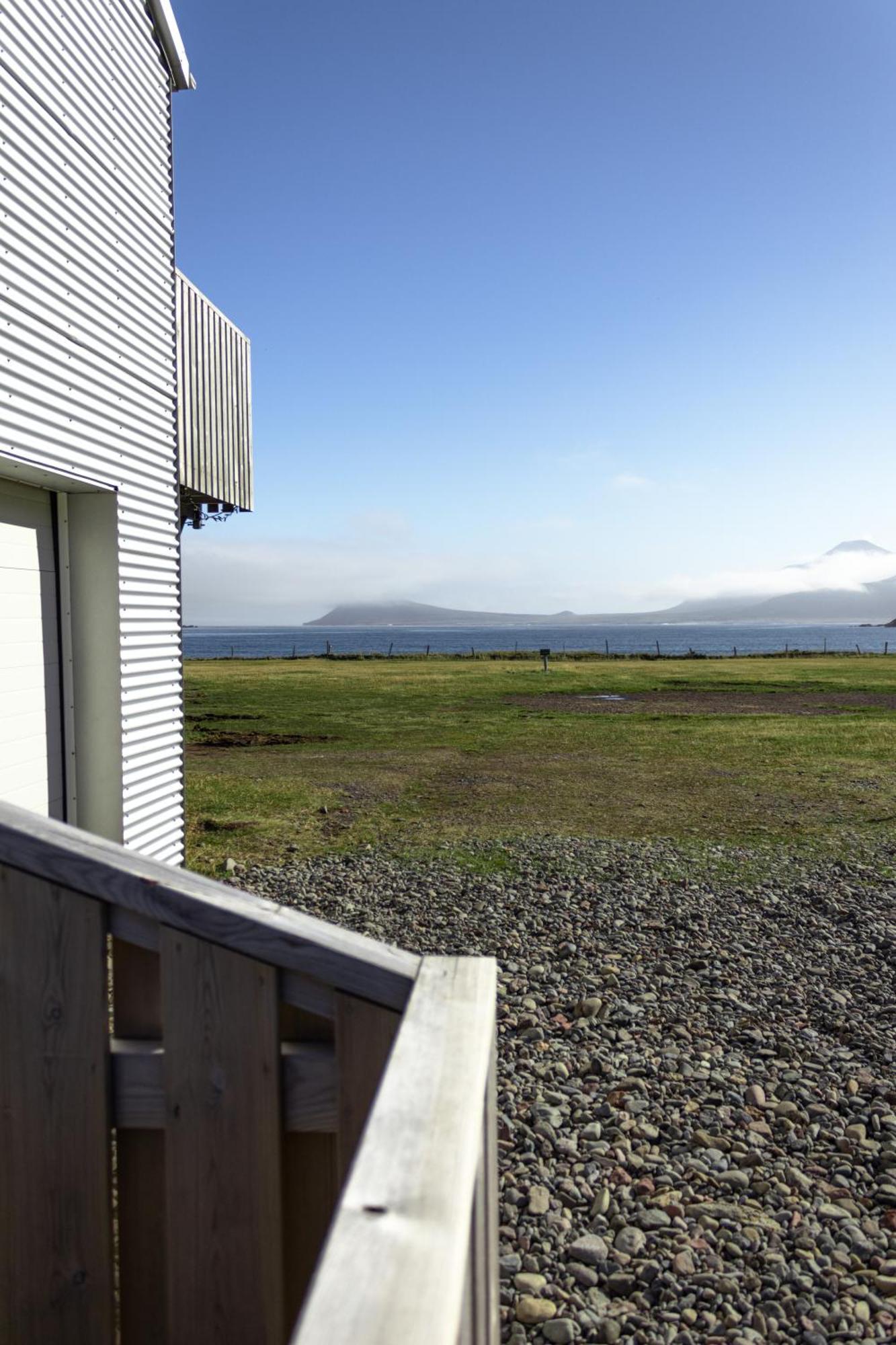 Urdartindur Guesthouse And Cottages Northurfjorthur Oda fotoğraf
