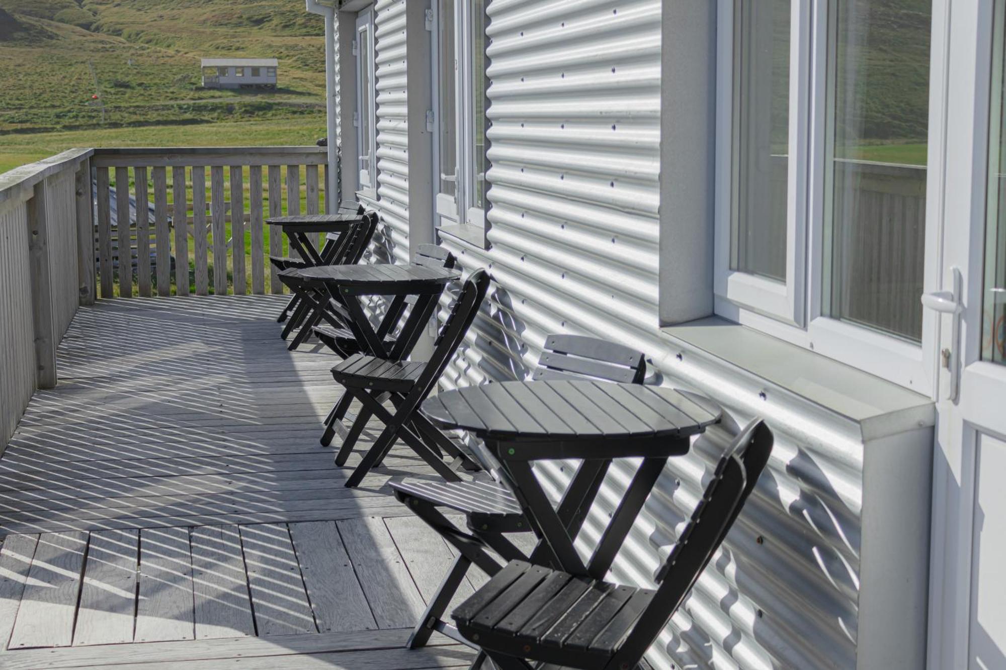 Urdartindur Guesthouse And Cottages Northurfjorthur Dış mekan fotoğraf